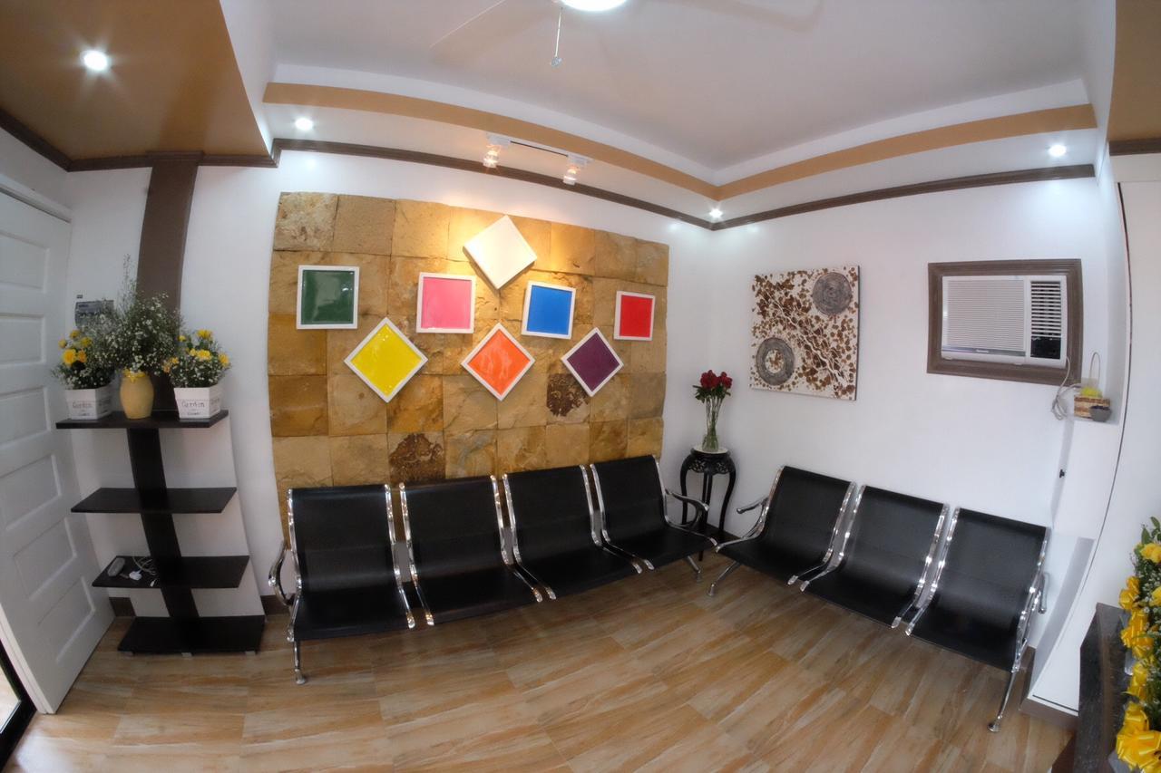 L & M Hearthstones Lodge Ослоб Экстерьер фото