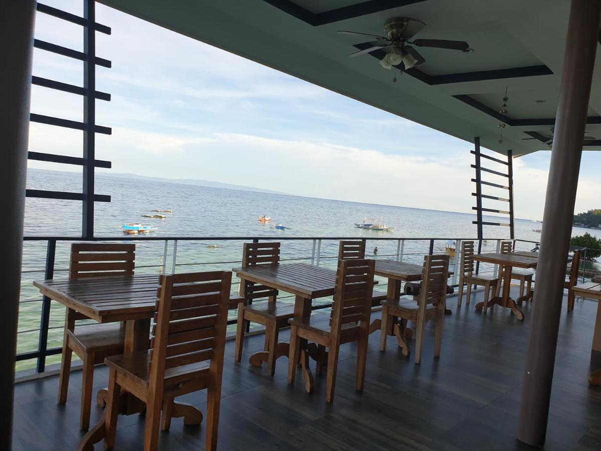L & M Hearthstones Lodge Ослоб Экстерьер фото
