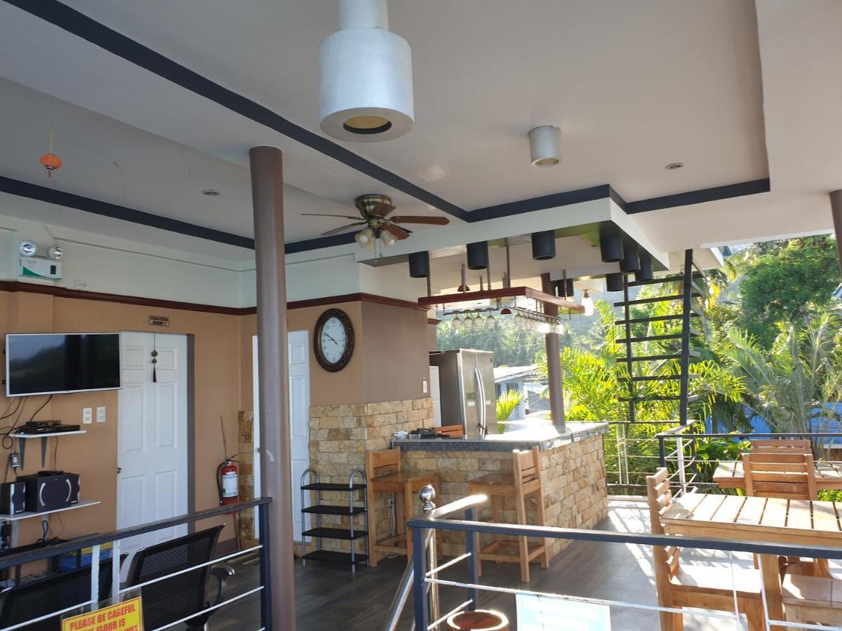 L & M Hearthstones Lodge Ослоб Экстерьер фото